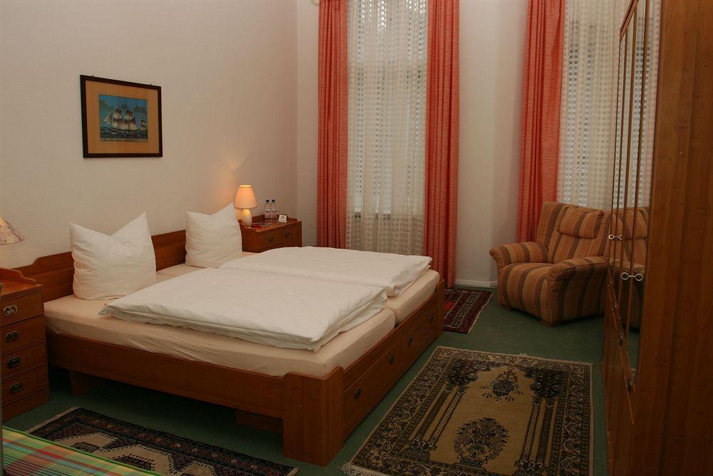 Hotel Pension Fasanenhaus Βερολίνο Εξωτερικό φωτογραφία