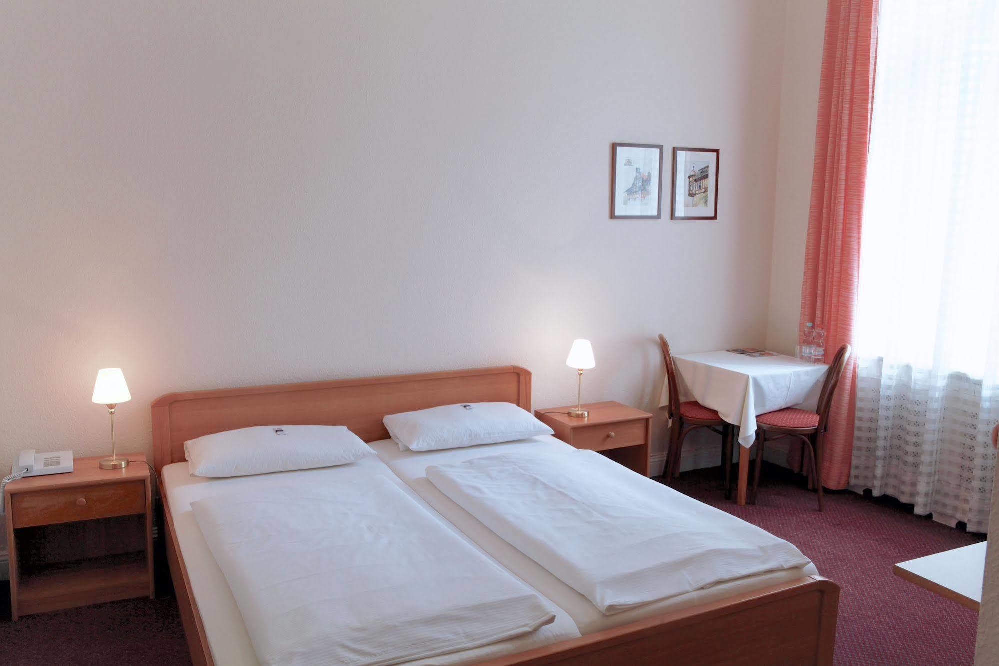 Hotel Pension Fasanenhaus Βερολίνο Εξωτερικό φωτογραφία